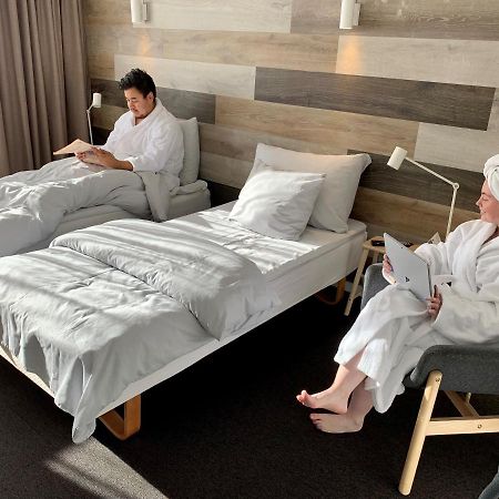 Hotel Сисимиут Екстериор снимка