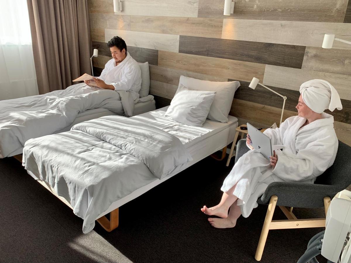 Hotel Сисимиут Екстериор снимка